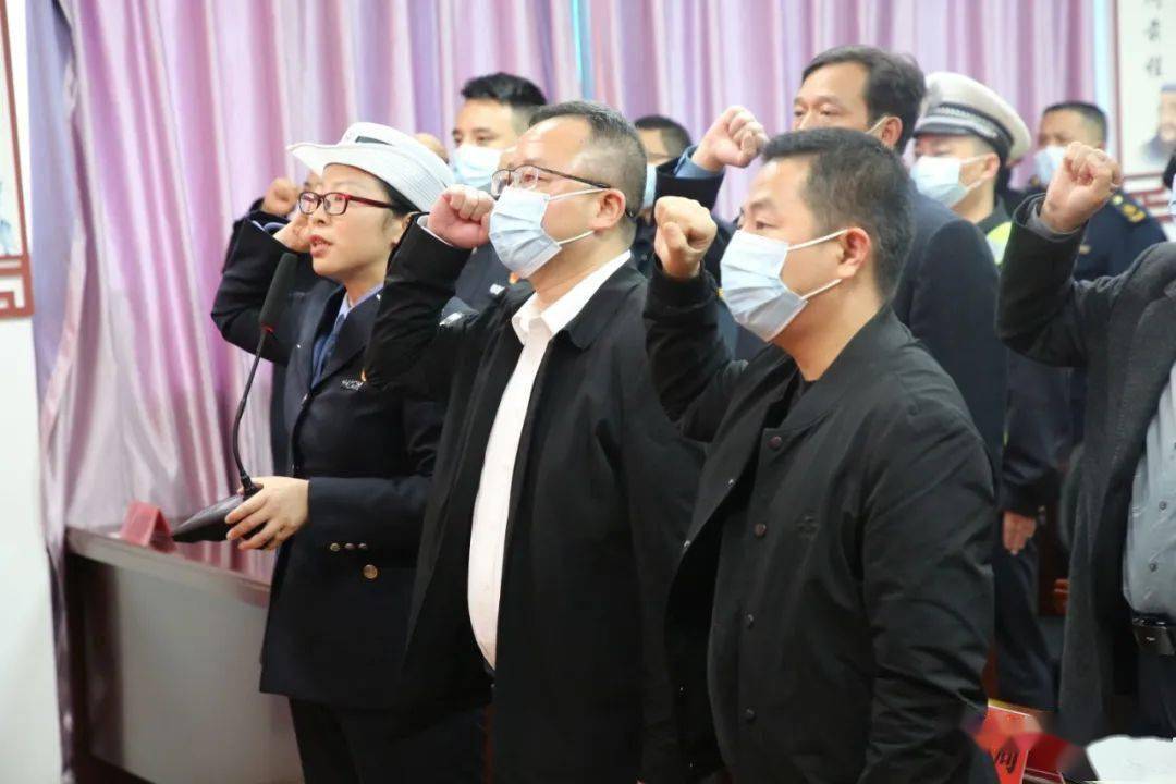 篮球队主教练发声，誓言带队登顶