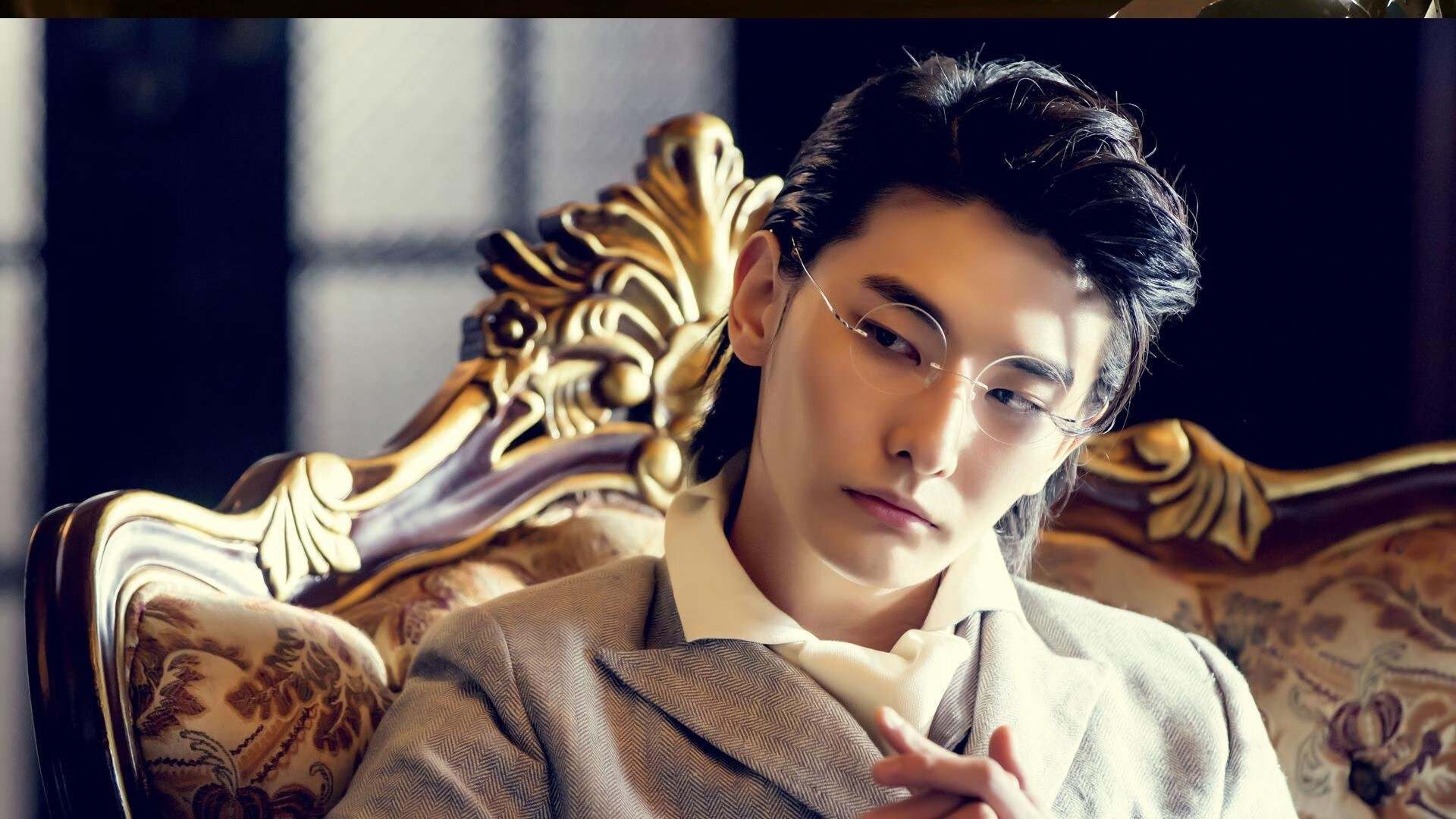 城市双城记，极速轨道与钢筋森林中的锁链对决